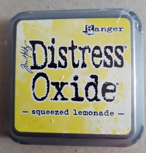 Distress Oxide mustetyyny Squeezed Lemonade