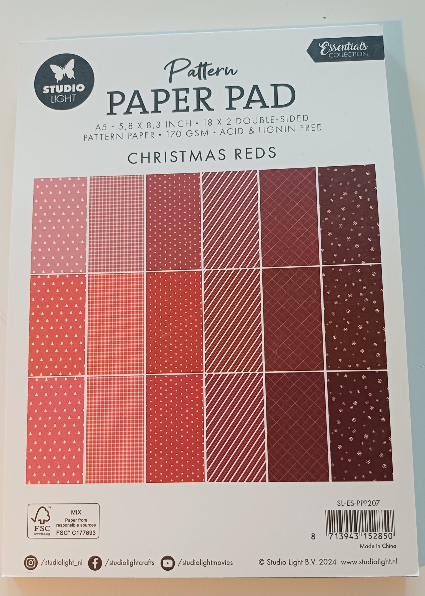 Christmas Reds paperilehtiö A5