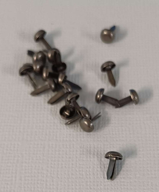 Pieni haaraniitti 4mm antiikkihopea